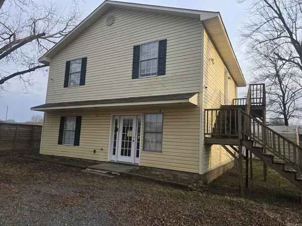 2765 Carl Stuart St, Conway, AR 72034