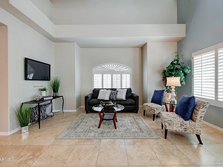 1120 S Ash Ave #1004 — Photo 3