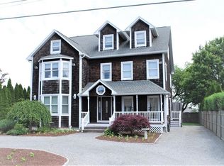 10 Camden Rd, Narragansett, RI 02882