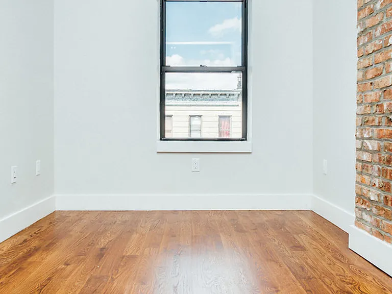 720 Knickerbocker Ave #5 — Photo 7