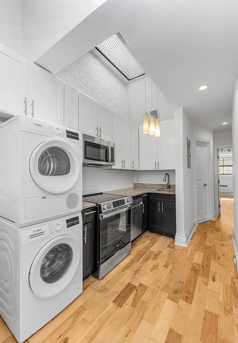404 West 22nd Street — Photo 3