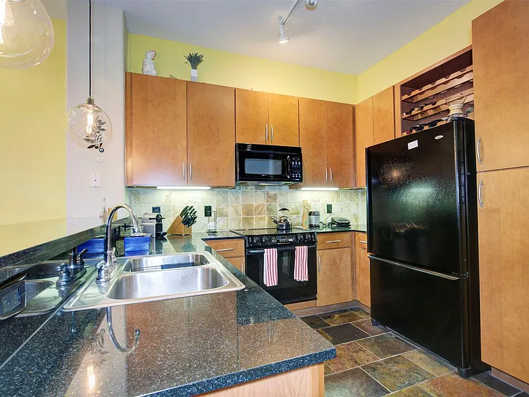 1901 Post Oak Blvd #3304 — Photo 6