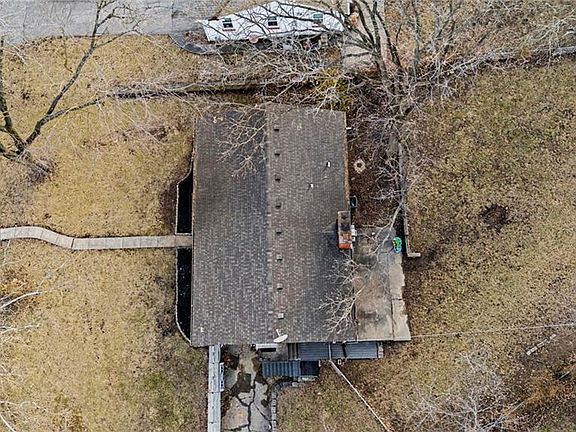 5th image of 1920 N 29th St