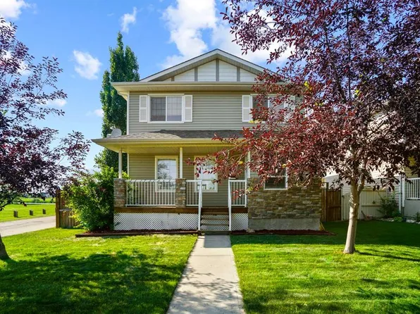 2502 E Valleyview Dr, Camrose, AB T4V 1V6