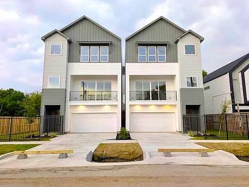 3 bed, 3.5 bath, 2111 sqft, $3,500 — Photo 1