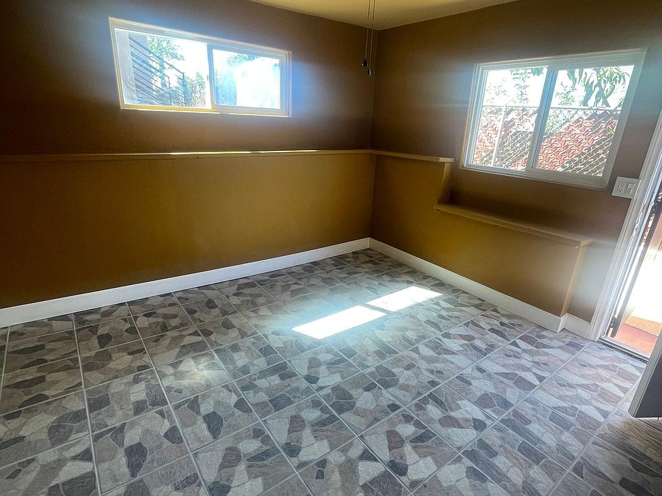 1st image of 3336 1/2 Pepper Ave
