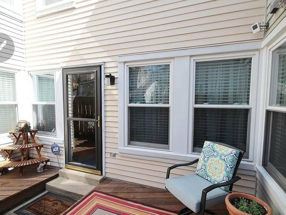 1st image of 4413 Pembrook Village Dr #105