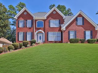 2828 Calumet Farm Ln, Snellville, GA