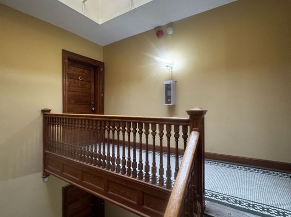 512 Wallace Ave #518/03