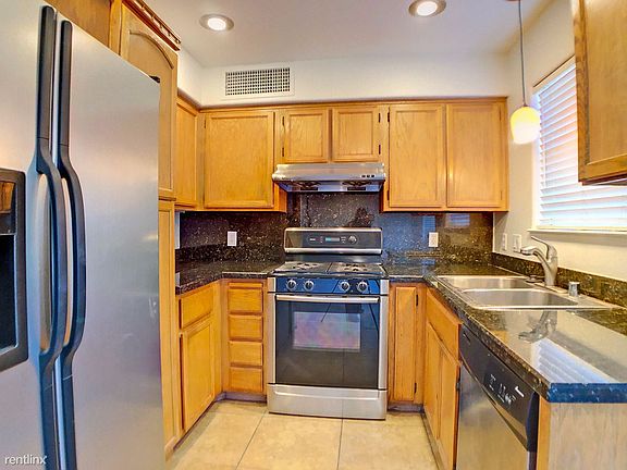 02_Kitchen