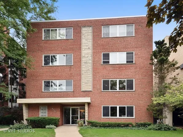 2722 Central St APT 2E, Evanston, IL 60201