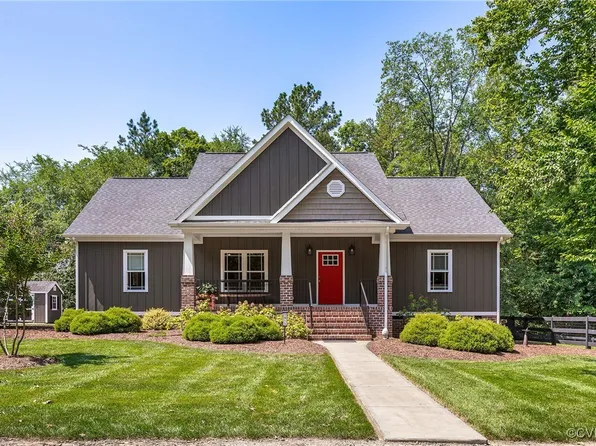 1813 Hawk Town Road, Maidens, VA 23102