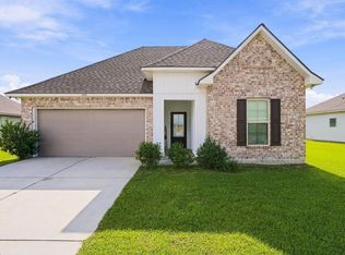 284 Shadow Pointe Rd, Thibodaux, LA 70301