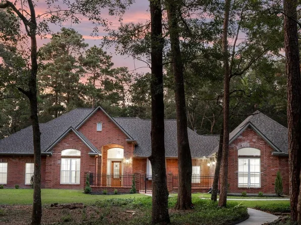 10857 Lake Forest Dr, Conroe, TX 77384