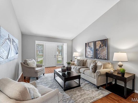 4th image of 301 Kehrs Mill Bend Ct
