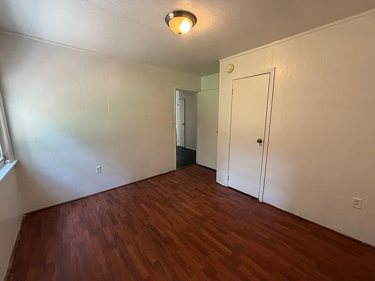1224 Octavia St SE — Photo 15