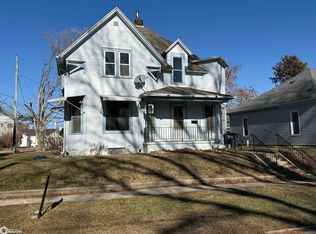 1110 16th Ave, Eldora, IA 50627