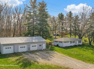 760 Lake Rd SE, Lancaster, OH 43130