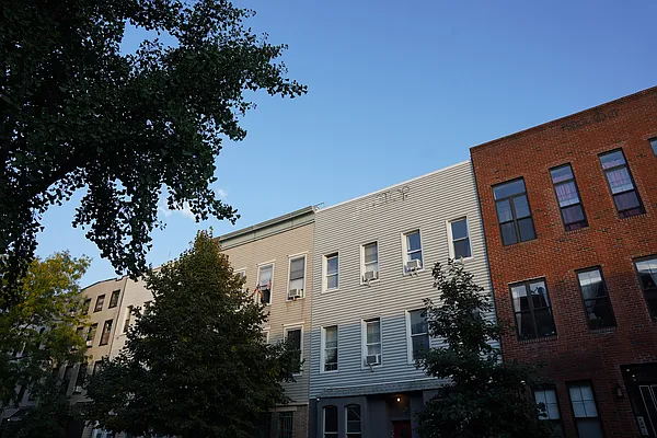 Rented by Compass | media 25