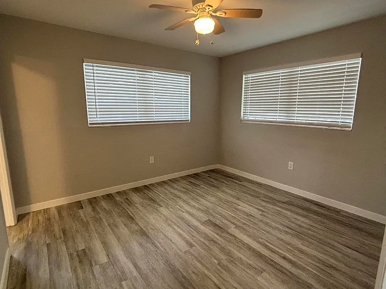 9109 Bamboo Dr — Photo 14