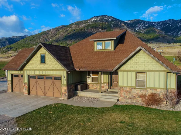 1813 E Etna South Rd, Etna, WY 83118