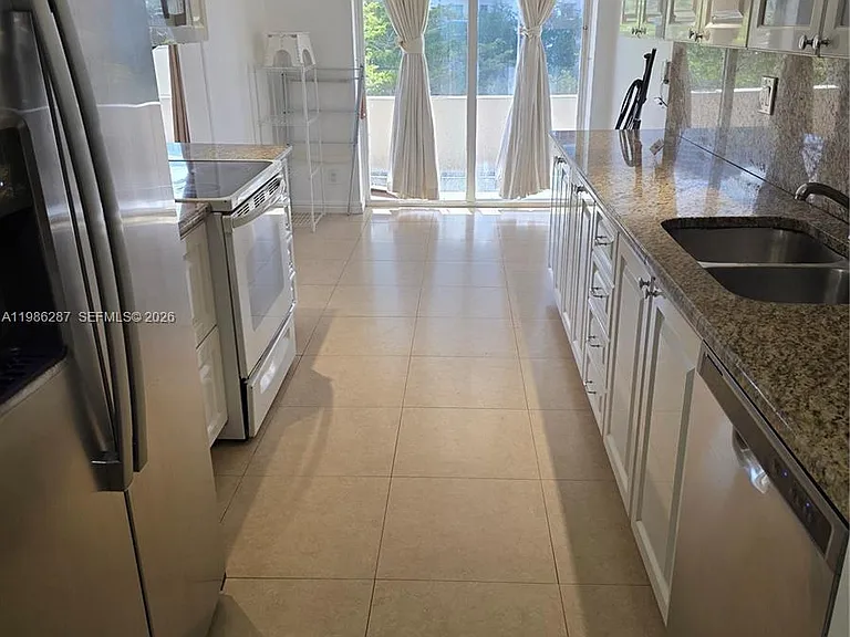 19355 Turnberry Way #2E — Photo 15