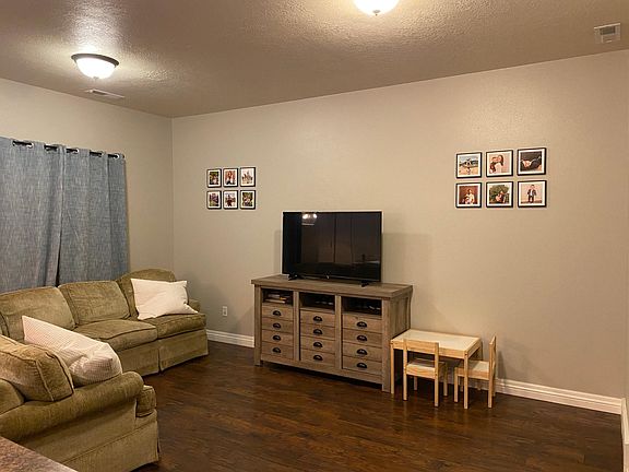 3rd image of 235 E Sunshine Dr #16