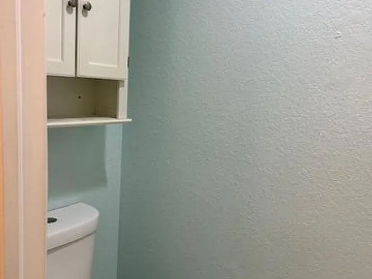 1305 Lucaya Dr — Photo 14