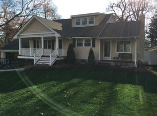 183 W Leach Ave, Park Ridge, NJ 07656