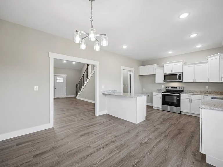 65 Maddox Ln — Photo 3