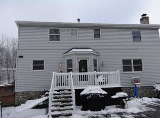 217 Rose Ct N, Delmont, PA