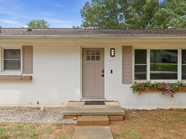 3108 Brentwood Rd, Raleigh, NC 27604