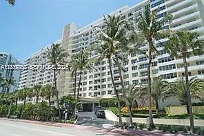 5600 Condo — Photo 2