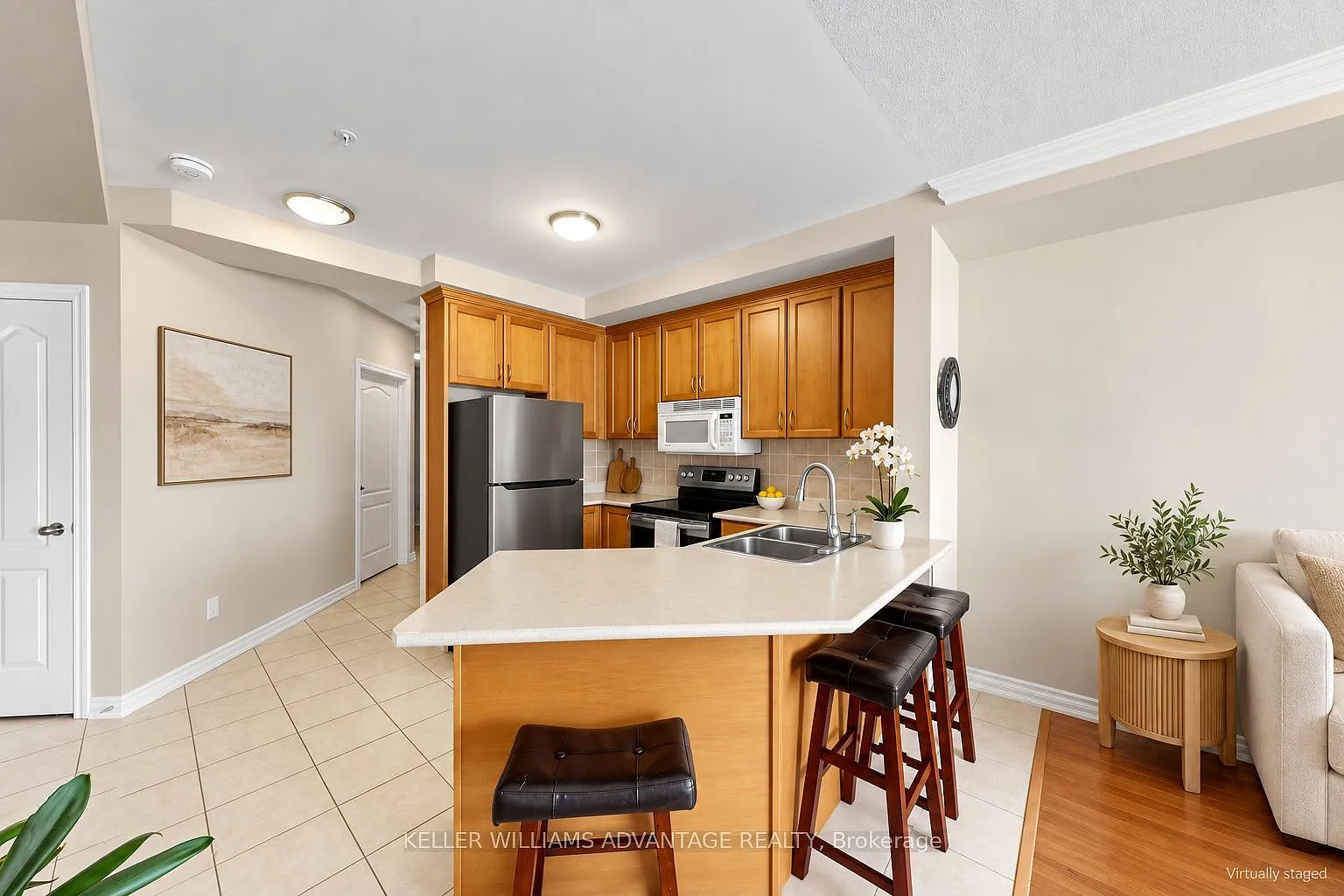 2 bed, $2,000 — Photo 4