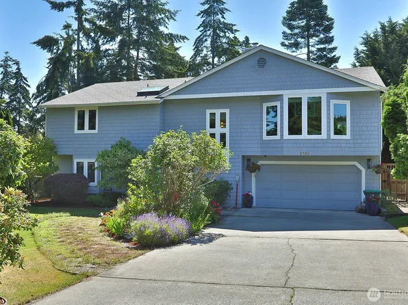 2130 Fairway Lane, Oak Harbor, WA 98277