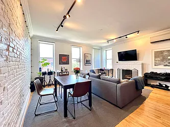 Rented by Nolita Group