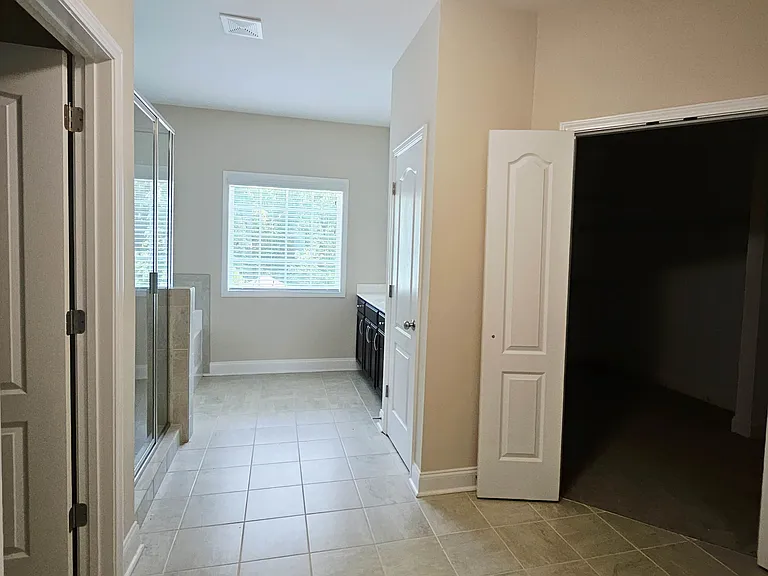 5790 Highland Grove Dr — Photo 7
