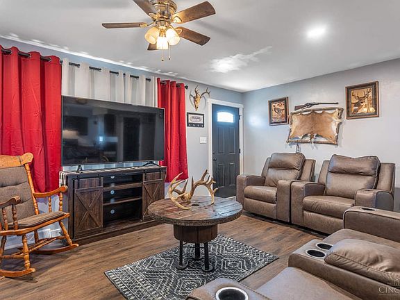 5th image of 4542 Oxford Middletown Rd