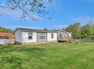 1863 Dobbins Pike, Portland, TN 37148