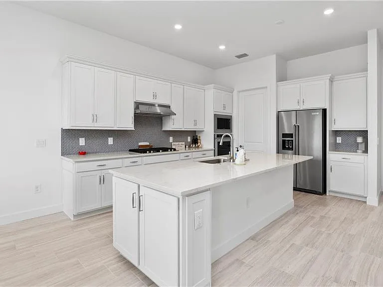 1905 Fresno Ave — Photo 5