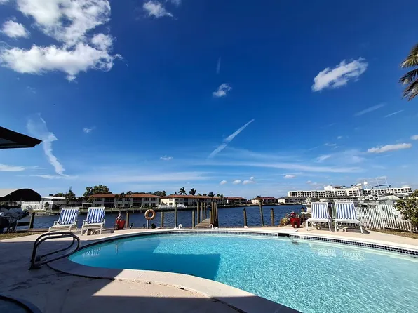 419 Avalon Dr, Cape Coral, FL 33904