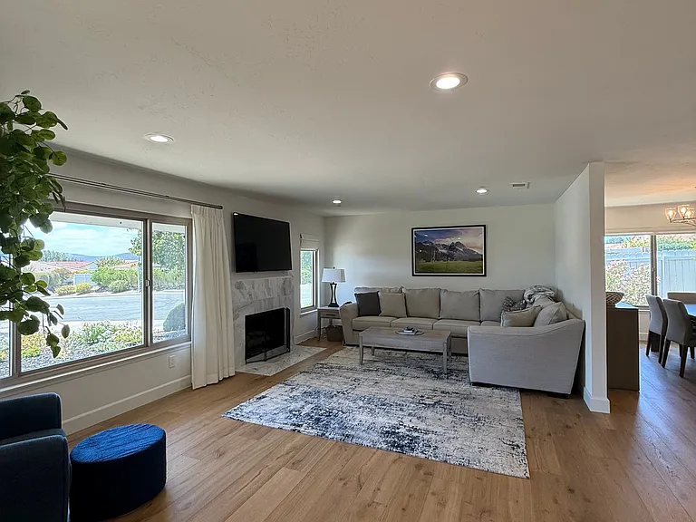 12695 Camino Vuelo — Photo 2