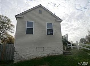 904 Lemay Ferry Rd, Saint Louis, MO 63125