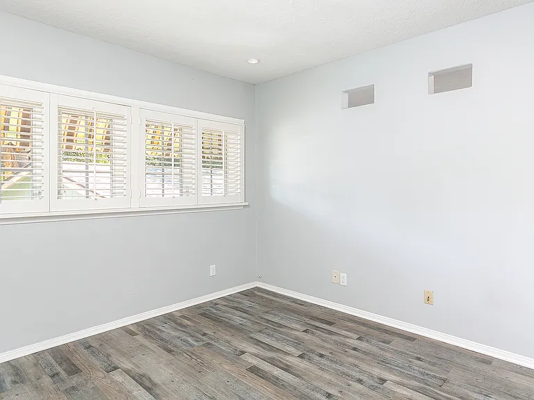533 Sturtevant Dr #1/2 — Photo 5