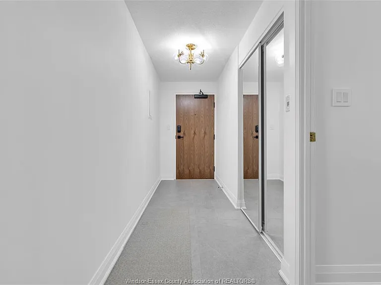 5125 Riverside Dr E #604 — Photo 9