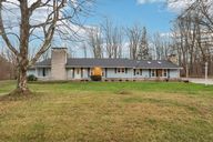 Ridgewood Ln-S2511-001.jpg