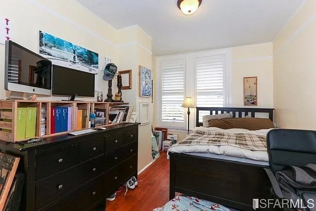 73 Naples St — Photo 11
