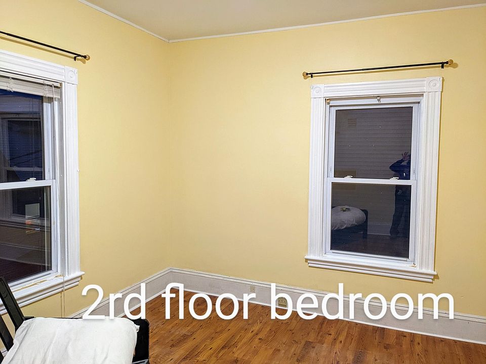 2nd image of 226B Washington St #3