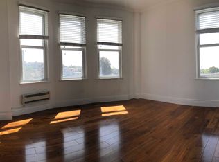 1918 Lakeshore Ave #23, Oakland, CA 94606