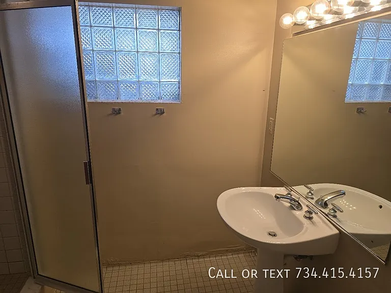 509 Linden St — Photo 86